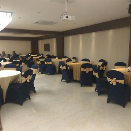 Hotel Picasso Paschim Vihar Delhi - Couple Friendly Local Ids Accepted Exterior photo