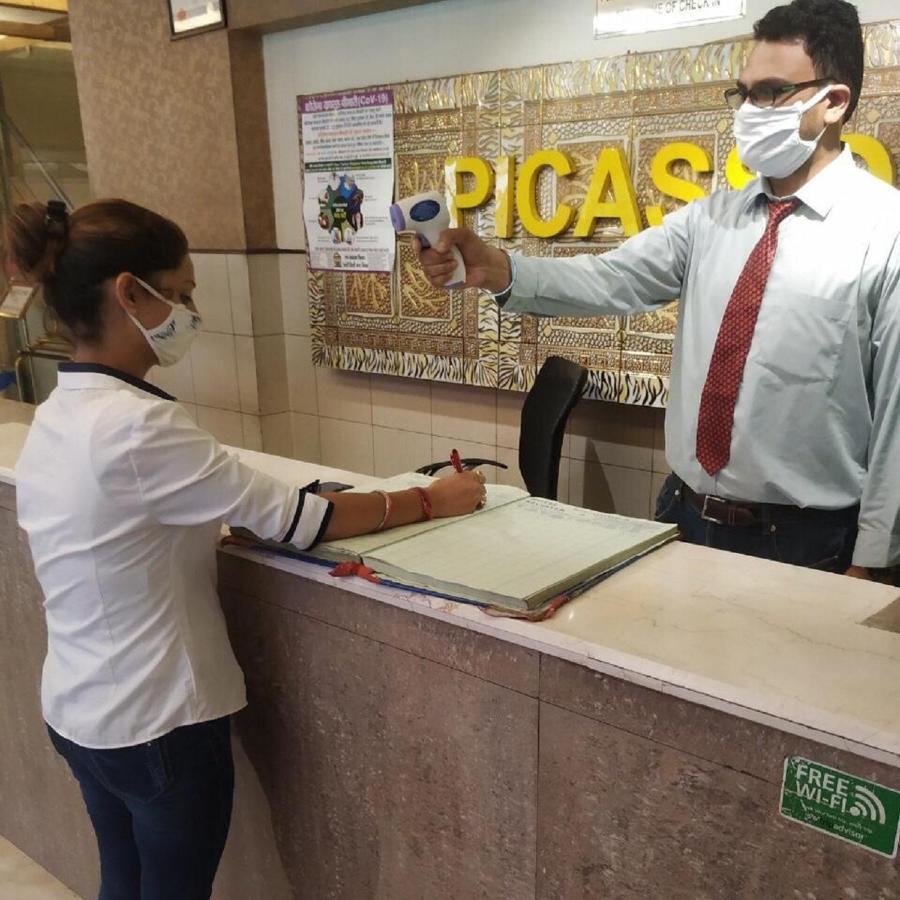 Hotel Picasso Paschim Vihar Delhi - Couple Friendly Local Ids Accepted Exterior photo