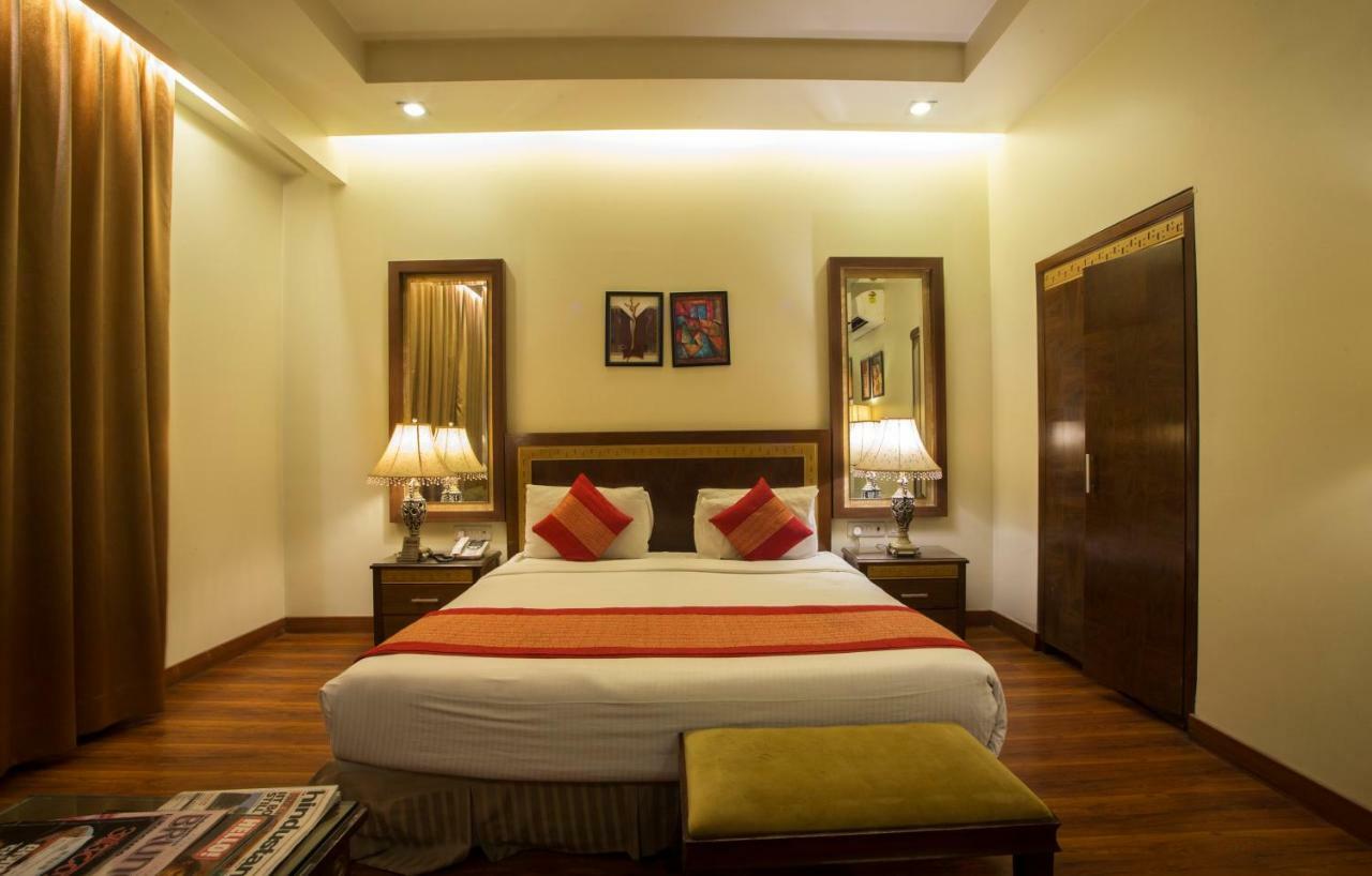 Hotel Picasso Paschim Vihar Delhi - Couple Friendly Local Ids Accepted Exterior photo
