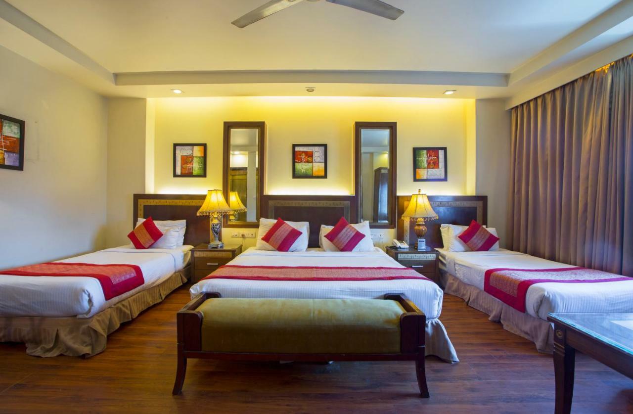 Hotel Picasso Paschim Vihar Delhi - Couple Friendly Local Ids Accepted Exterior photo